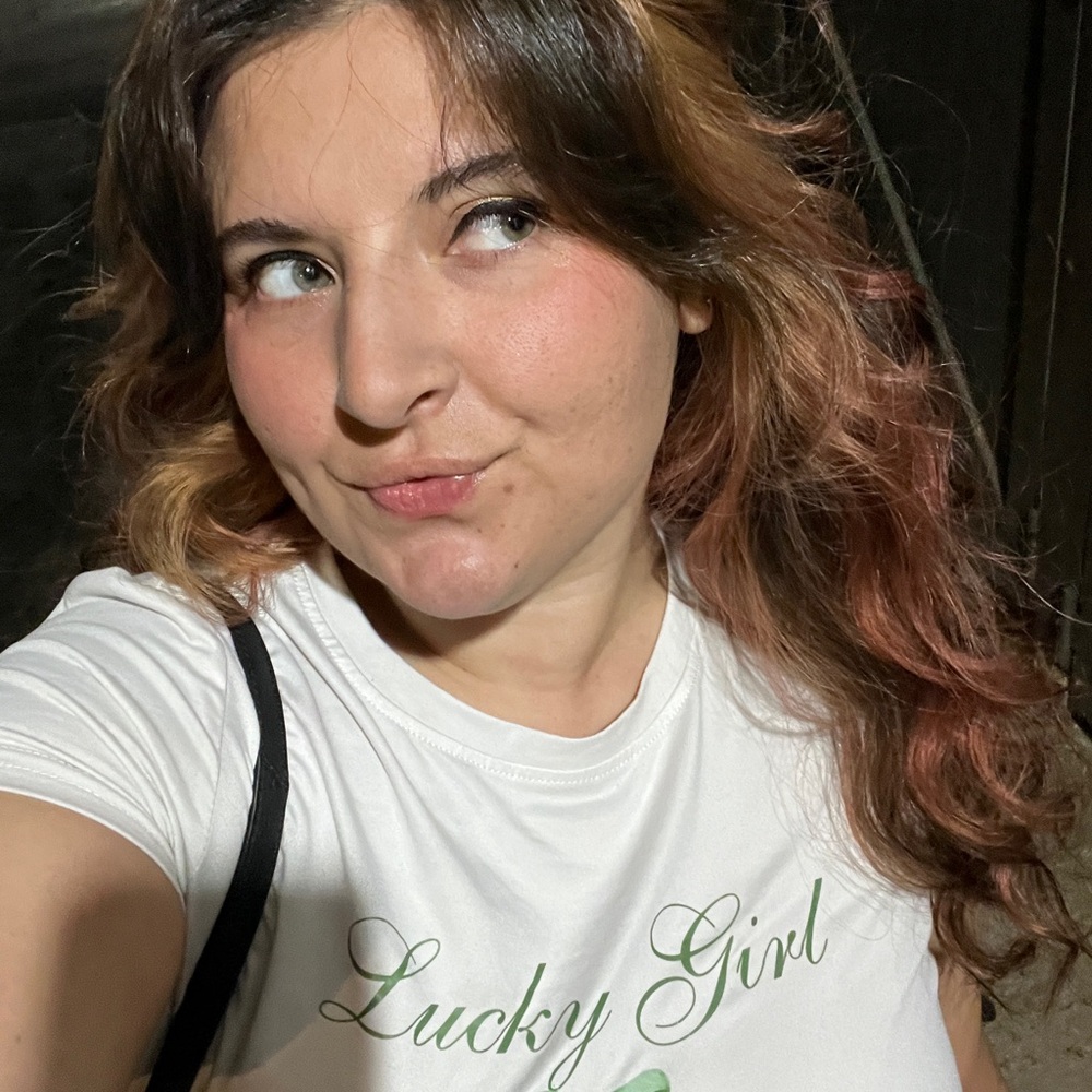 Meet your Posher, Gabby
